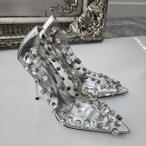Good American Diamonds Forever Heel in Glass002. Size 4. New without tags.PVC